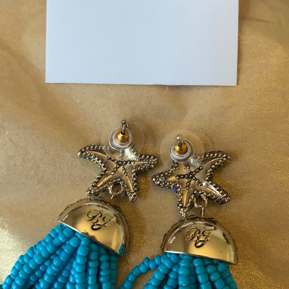 11:04   - Betsey Johnson Starfish Dangle Beaded Earrings - Picture 5 of 6